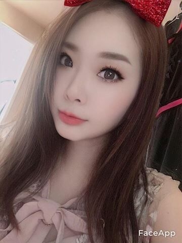 せな(現役AV女優)