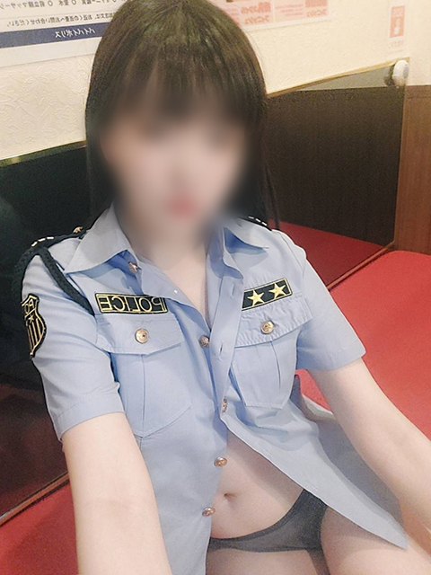 もえか巡査