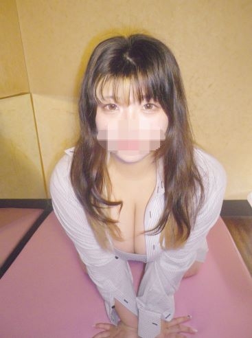 てぃな