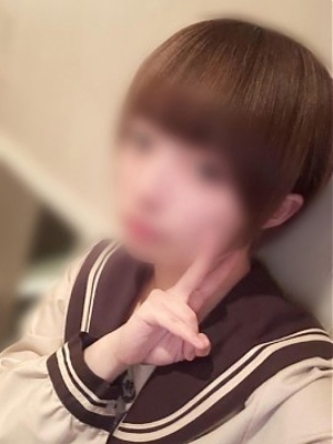 せりな