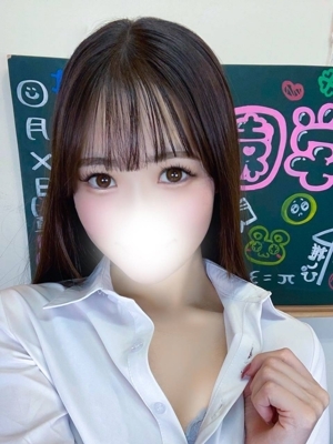 みり(清純派美少女♪)