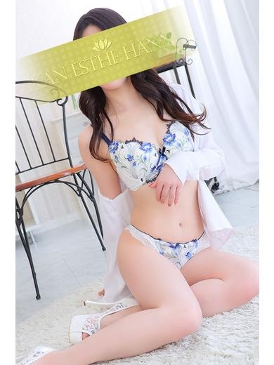 源　れな