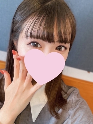 愛川 こころ