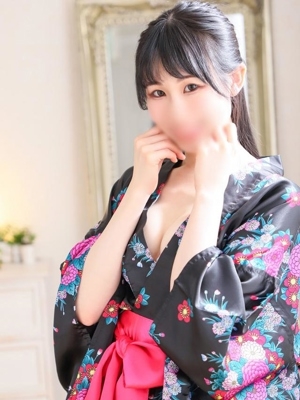 ナナミ