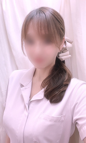百合崎　看護師