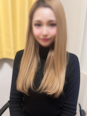 愛内かすみ