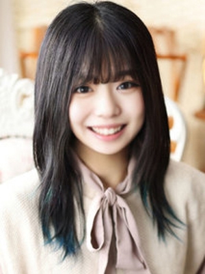 長尾れいな