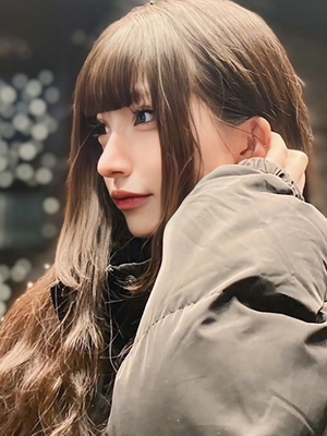 霜月まひろ