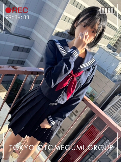 あいす【経験極浅黒髪少女】