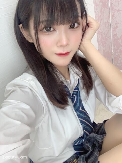 ゆりな