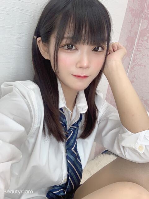 ゆりな