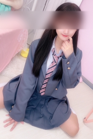 みい