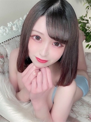 りゆ【女友達一線越える興奮】