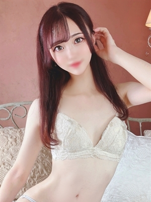 るるな【責め好きモデル系美女】
