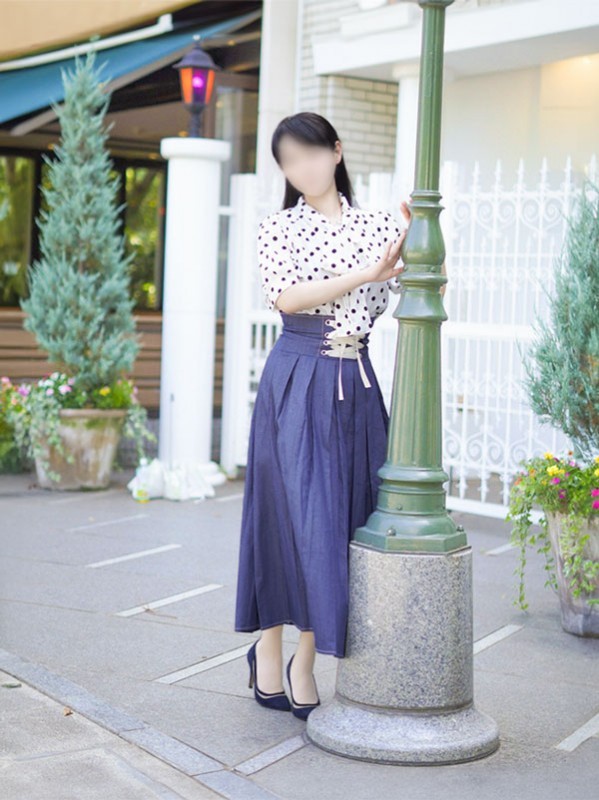 友野 みいな